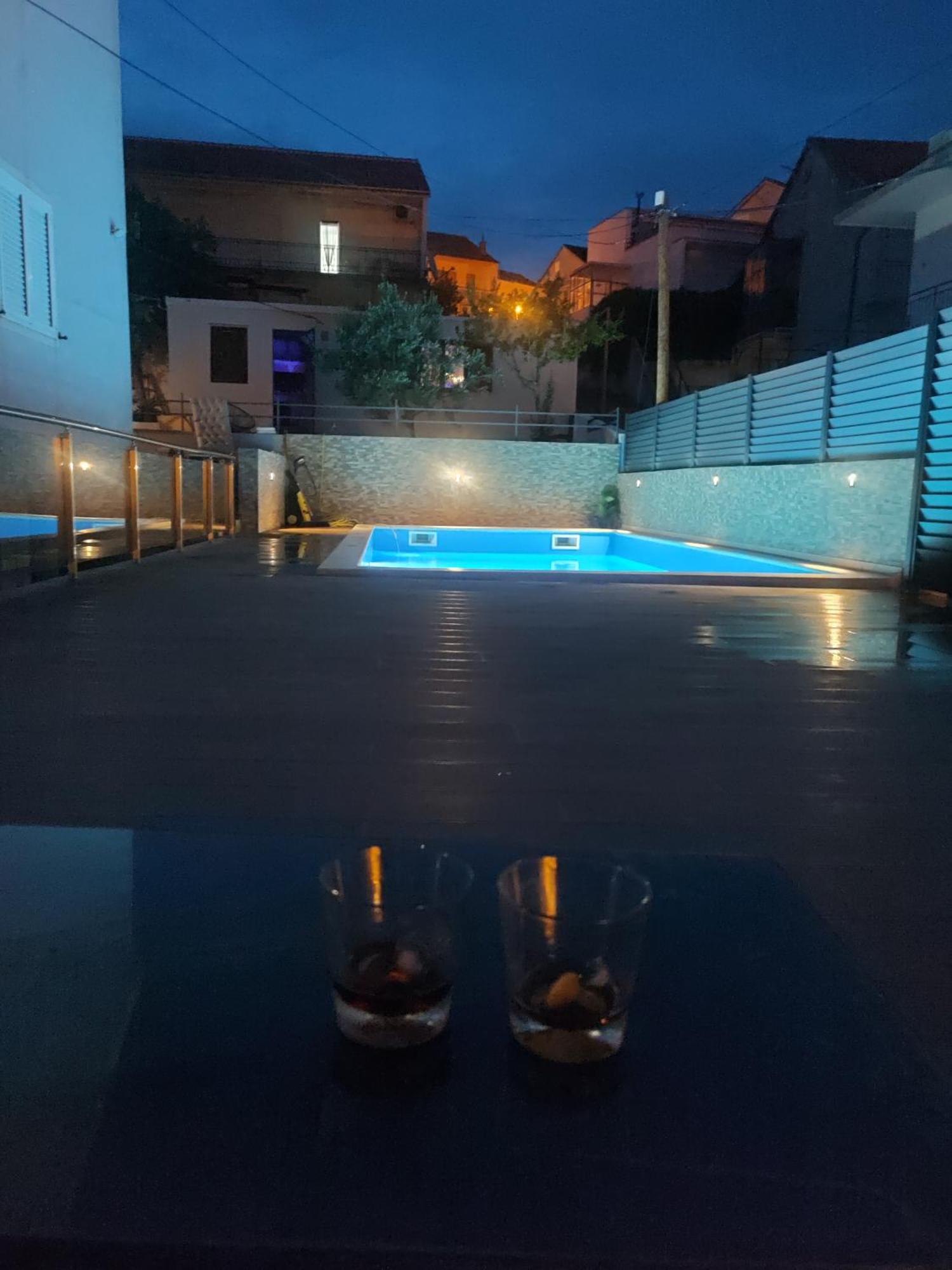 Apartment Pool Me Up! Sibenik