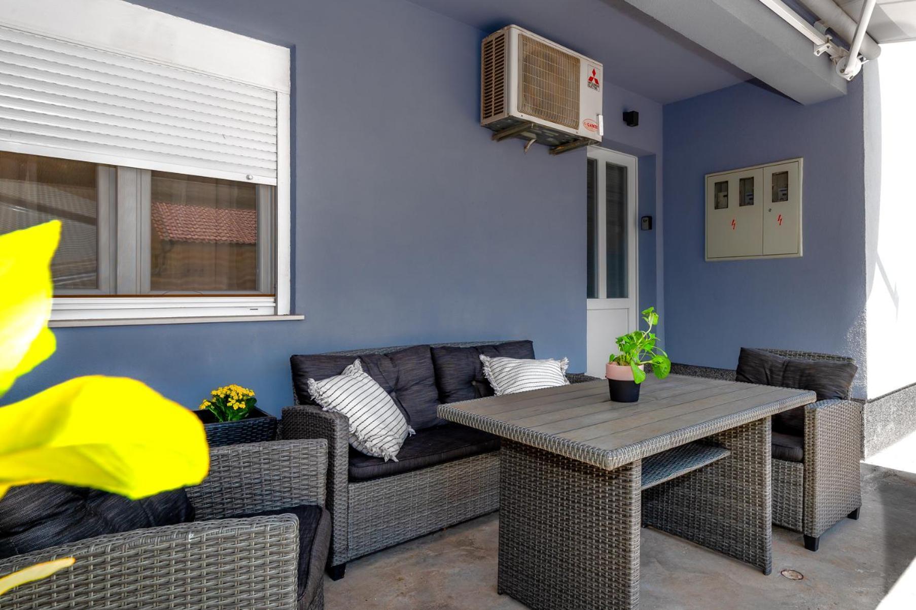 Pool Me Up! Apartment *